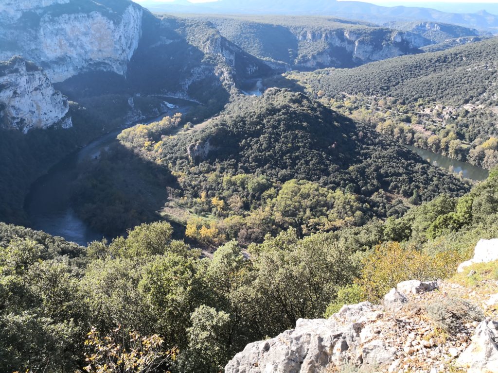 ardeche avec un chien