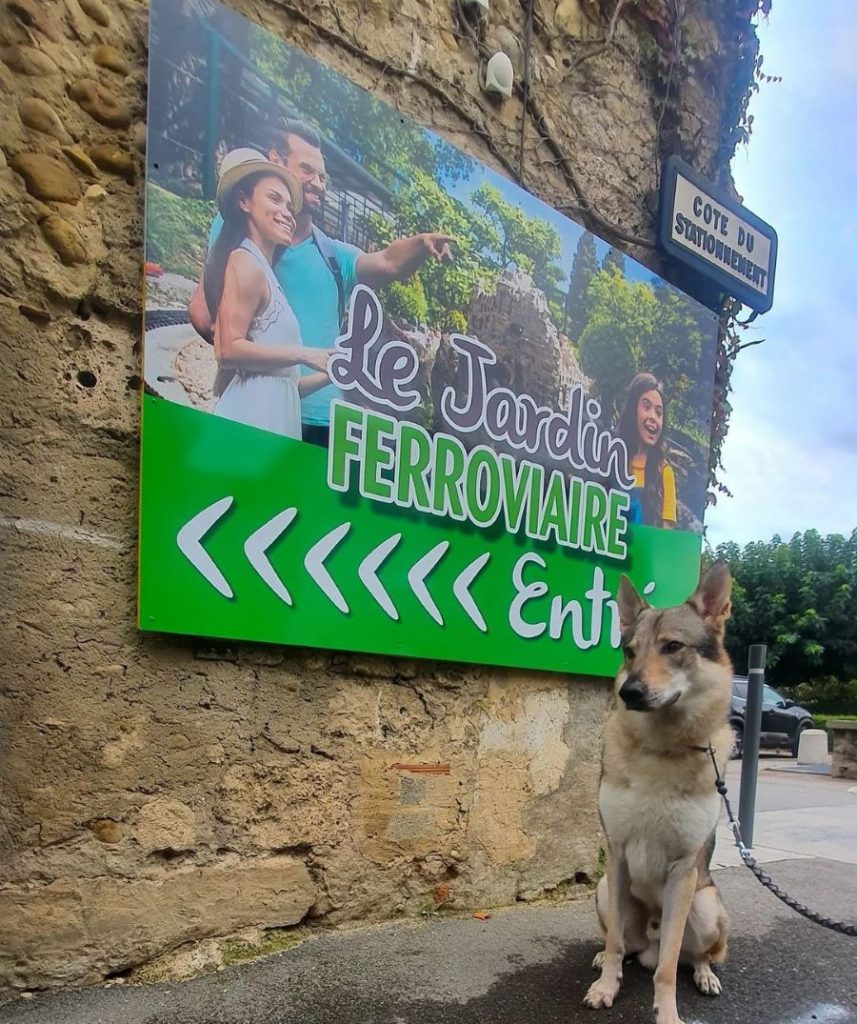 le jardin ferroviaire isère chien accepté