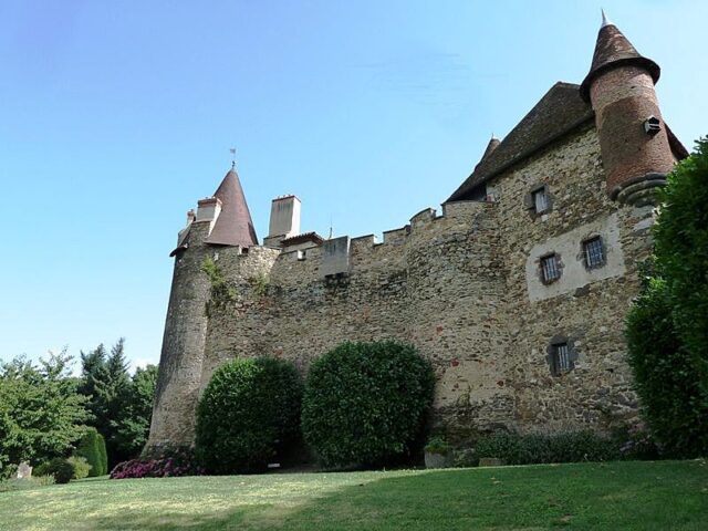 CHATEAU FORT DE BOSBOMPARENT